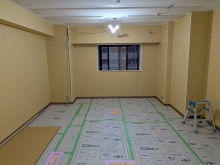 木工事完了です。
音テストを行い、内装仕上げをしていきます。