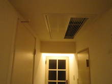 天井裏にきれいに取り付けルことができ　配管も壁の中にあることは誰もわからないと思います。
