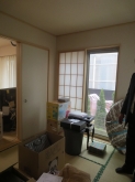 改修前のお部屋です。
和室が洋室に生まれ変わります。