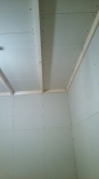 防音室側の壁と天井ができあがってきました。