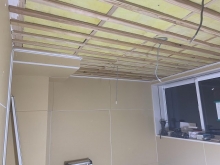 防音室の壁と天井ができあがってきました。
