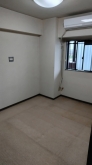 改修前の部屋です。