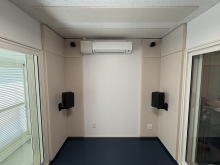 完成です。
樹脂サッシの掃き出し窓を設置し、開放感のあるお部屋に仕上げています。