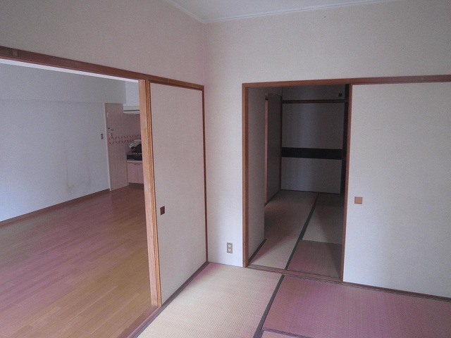 改修前のお部屋です。